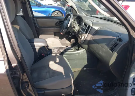 2006 Ford Escape Xlt/Xlt Sport z USA, uszkodzony, nr VIN 1FMYU93146KA21958